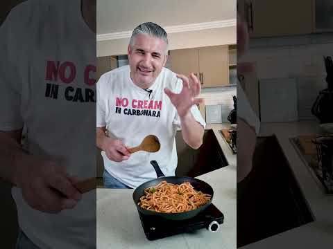 How to Re-heat Leftover Pasta #shorts