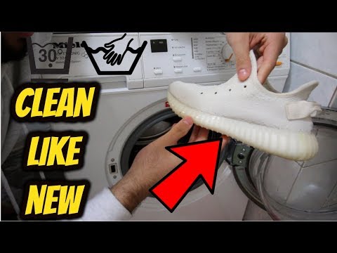 HOW TO CLEAN YEEZYS/SNEAKERS IN THE WASHING MACHINE..!!!